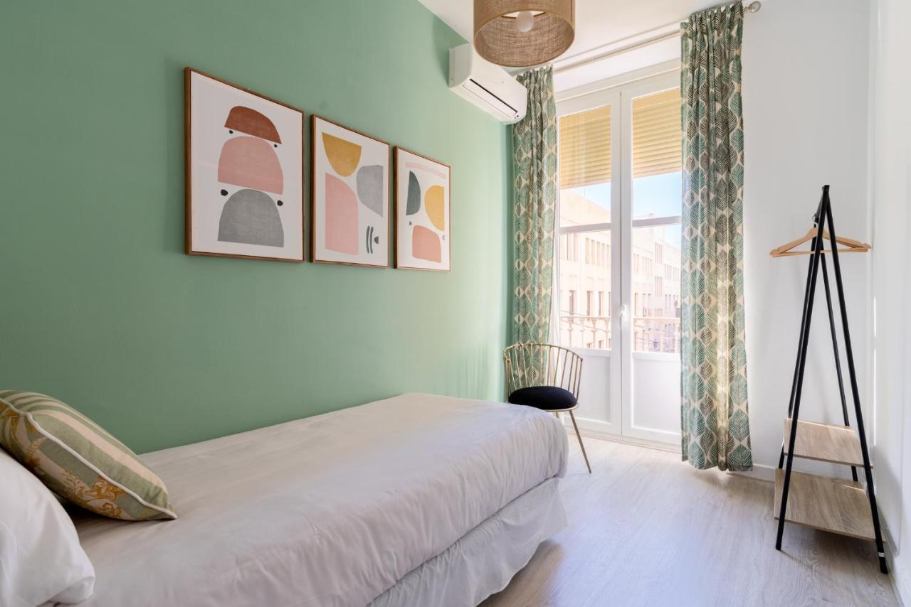 Apartments Olé - Tetuán Sevilla Kültér fotó